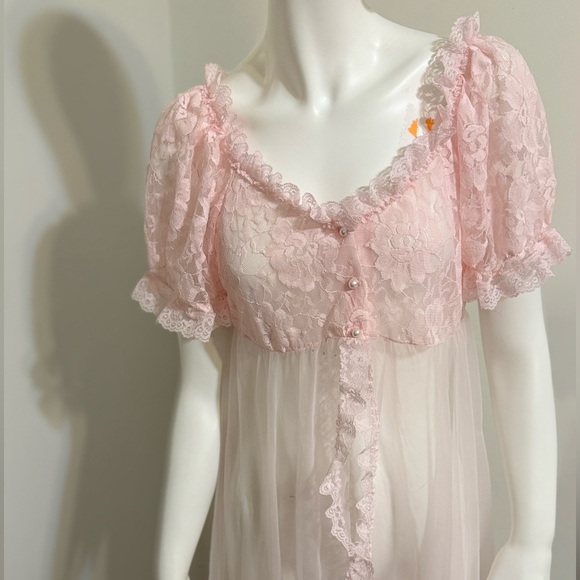 Vintage Tosca Lingerie Sheer Pink Lace Peignoir – Size Small - Picture 2 of 16